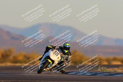 media/Jan-21-2023-CVMA (Sat) [[b9eef8ba1f]]/Race 13 500 Supersport-350 Supersport/